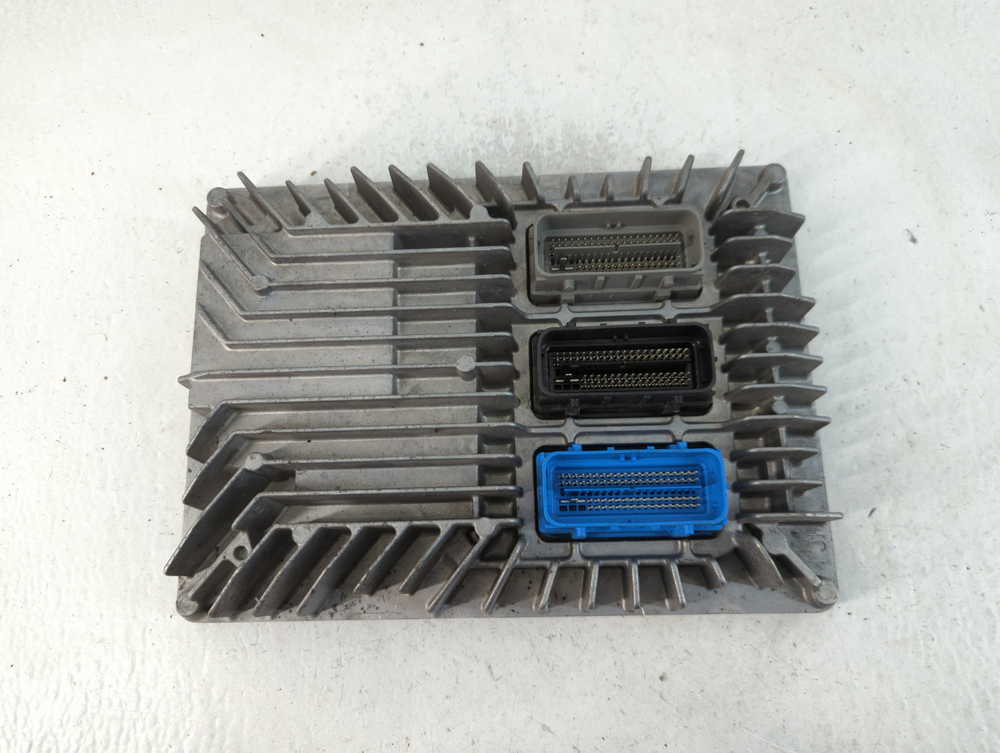 2013-2015 Chevrolet Camaro PCM Engine Control Computer ECU ECM PCU OEM P/N:12653998 12654752 Fits Fits 2013 2014 2015 2016 O