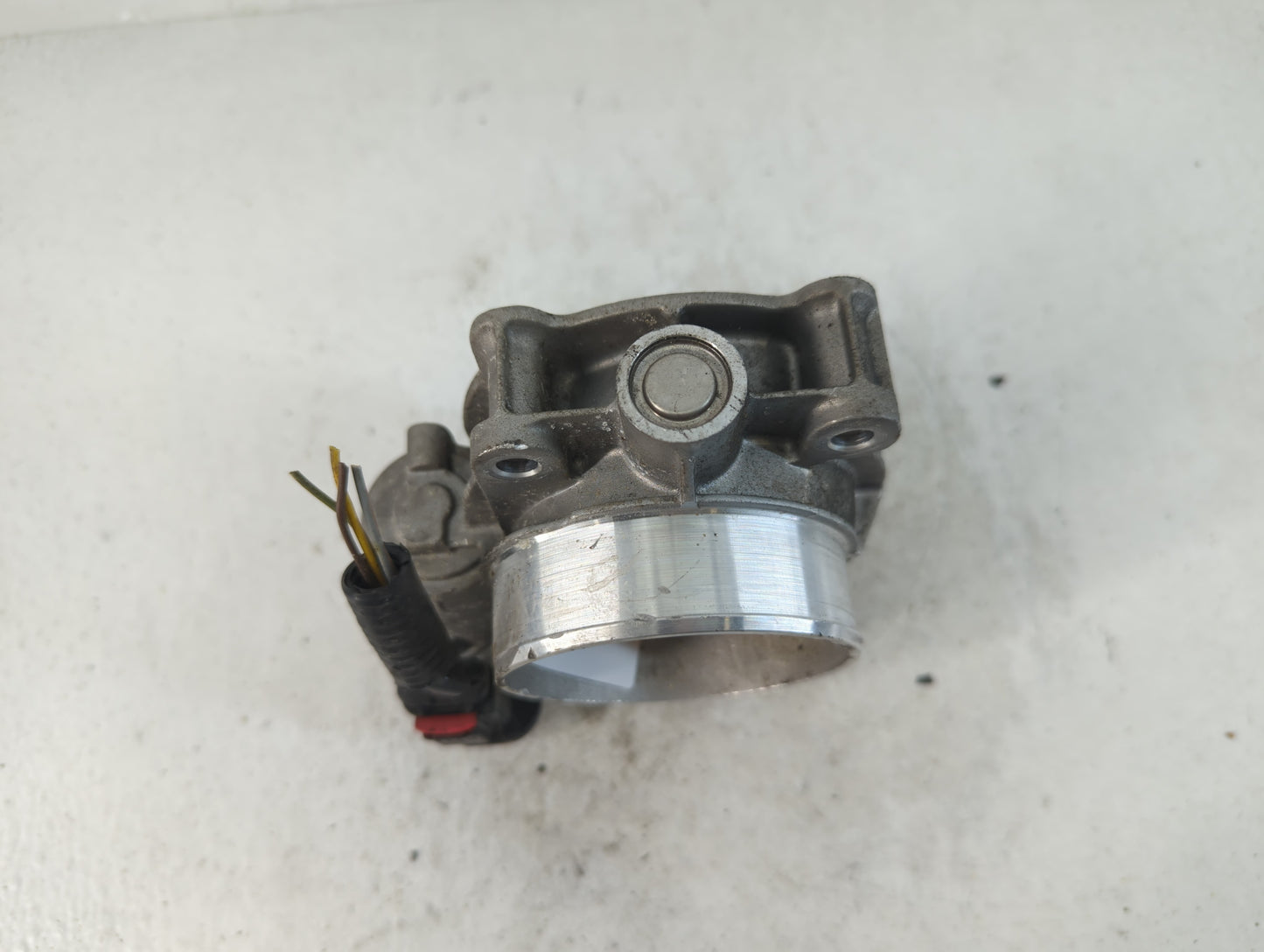 2012-2015 Chevrolet Camaro Throttle Body P/N:12632172BA Fits Fits 2012 2013 2014 2015 2016 2017 2018 2019 2020 2021 2022 OEM