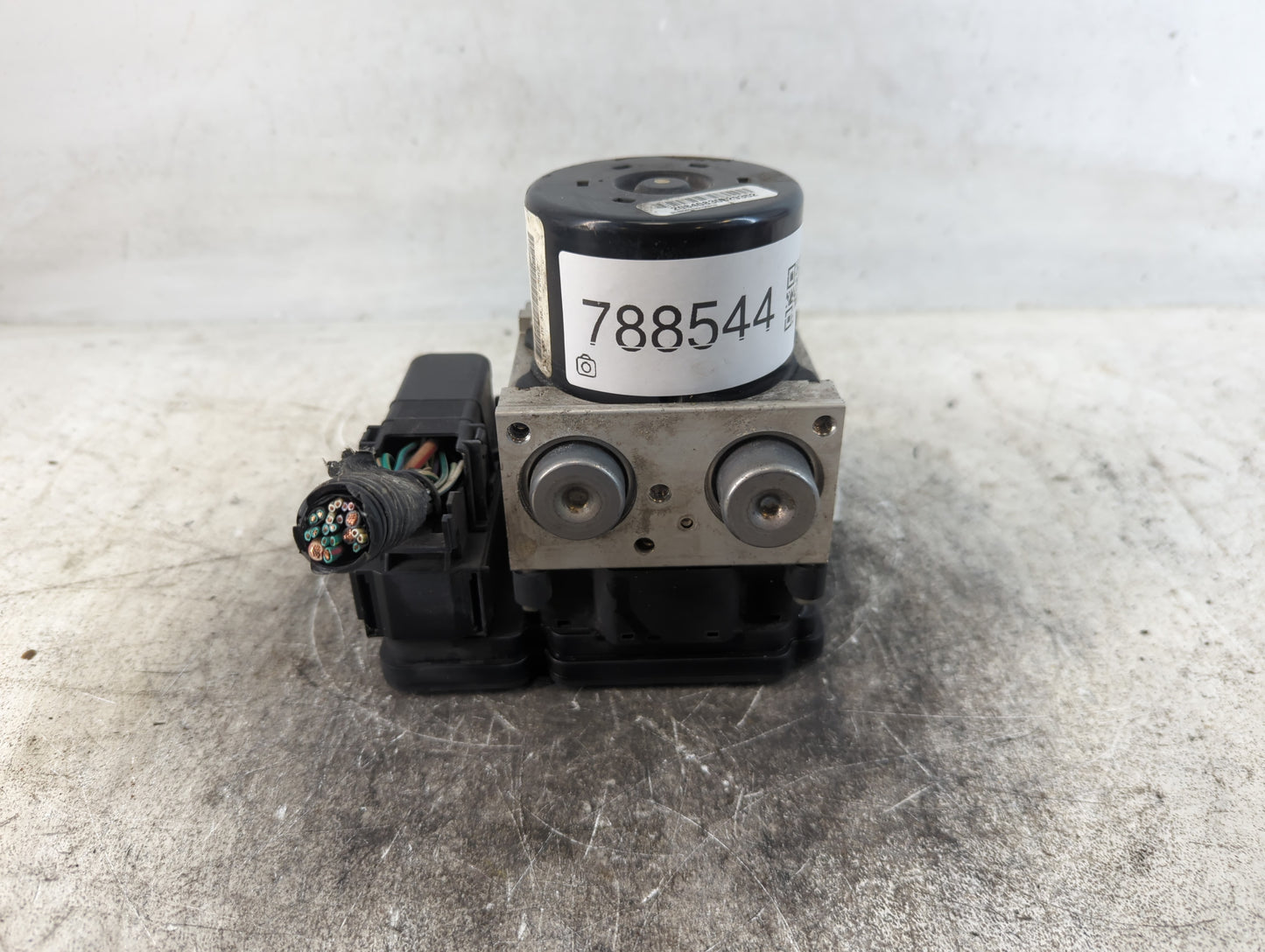 2012-2015 Chevrolet Camaro ABS Pump Control Module Replacement P/N:P04779492AE Fits Fits 2012 2013 2014 2015 OEM Used Auto P