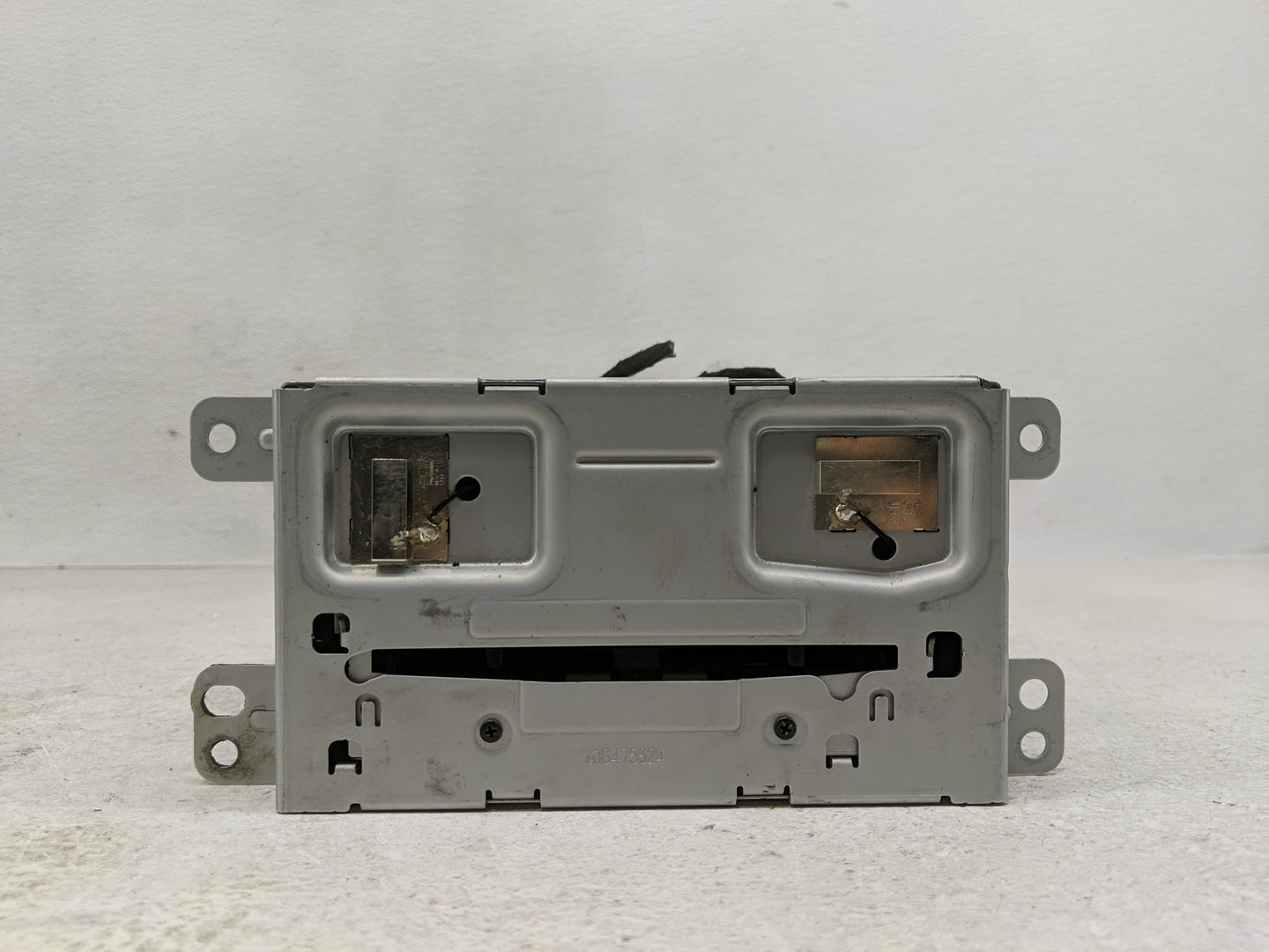 2015 Chevrolet Caprice Radio AM FM Cd Player Receiver Replacement P/N:23476254 Fits OEM Used Auto Parts - Oemusedautoparts1.