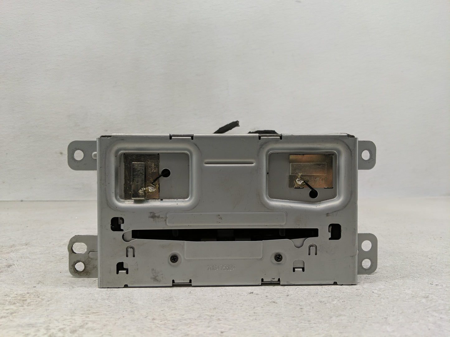 2015 Chevrolet Caprice Radio AM FM Cd Player Receiver Replacement P/N:23476254 Fits OEM Used Auto Parts - Oemusedautoparts1.