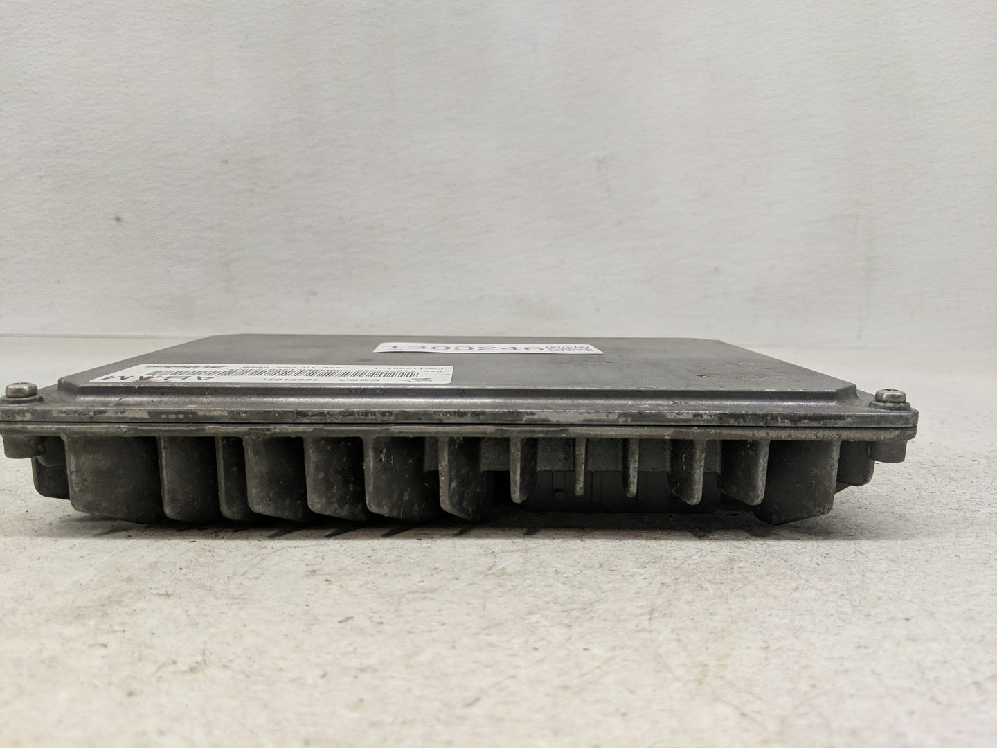 2013-2015 Chevrolet Captiva Sport PCM Engine Control Computer ECU ECM PCU OEM P/N:12651631 12651807 Fits Fits 2013 2014 2015