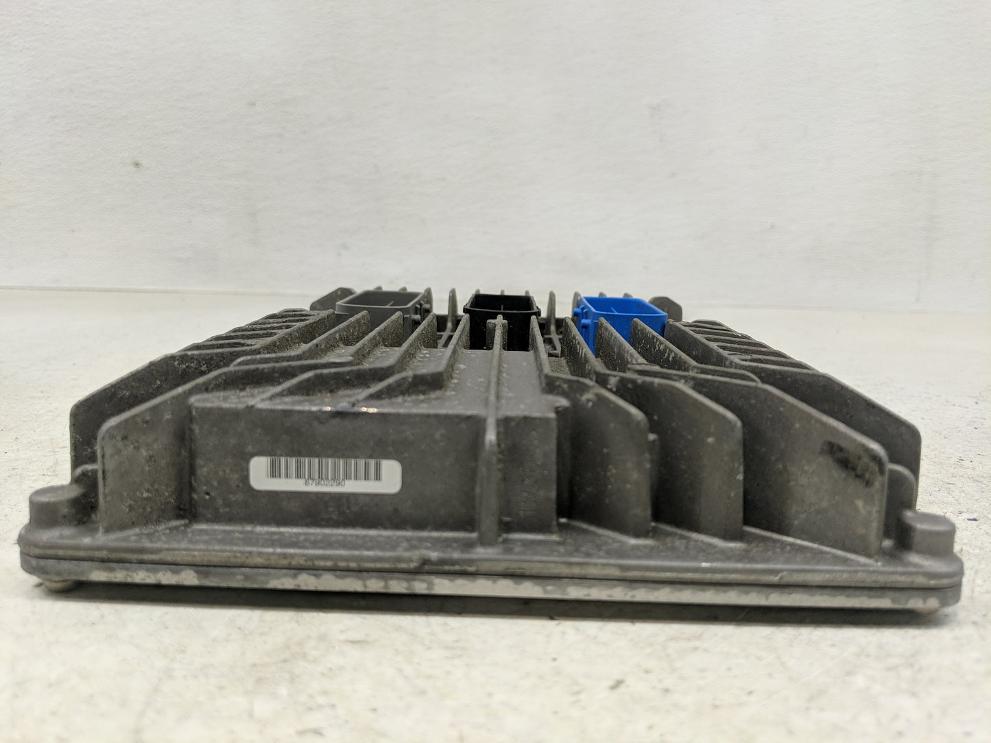 2013-2015 Chevrolet Captiva Sport PCM Engine Control Computer ECU ECM PCU OEM P/N:12651631 12651807 Fits Fits 2013 2014 2015