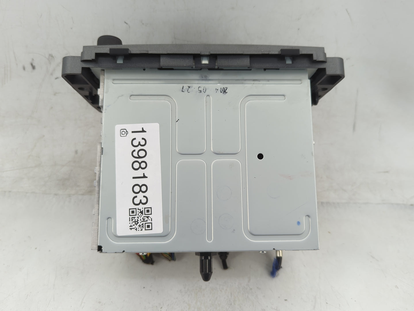 2013-2015 Chevrolet Captiva Sport Radio AM FM Cd Player Receiver Replacement P/N:22924485 Fits Fits 2013 2014 2015 OEM Used 