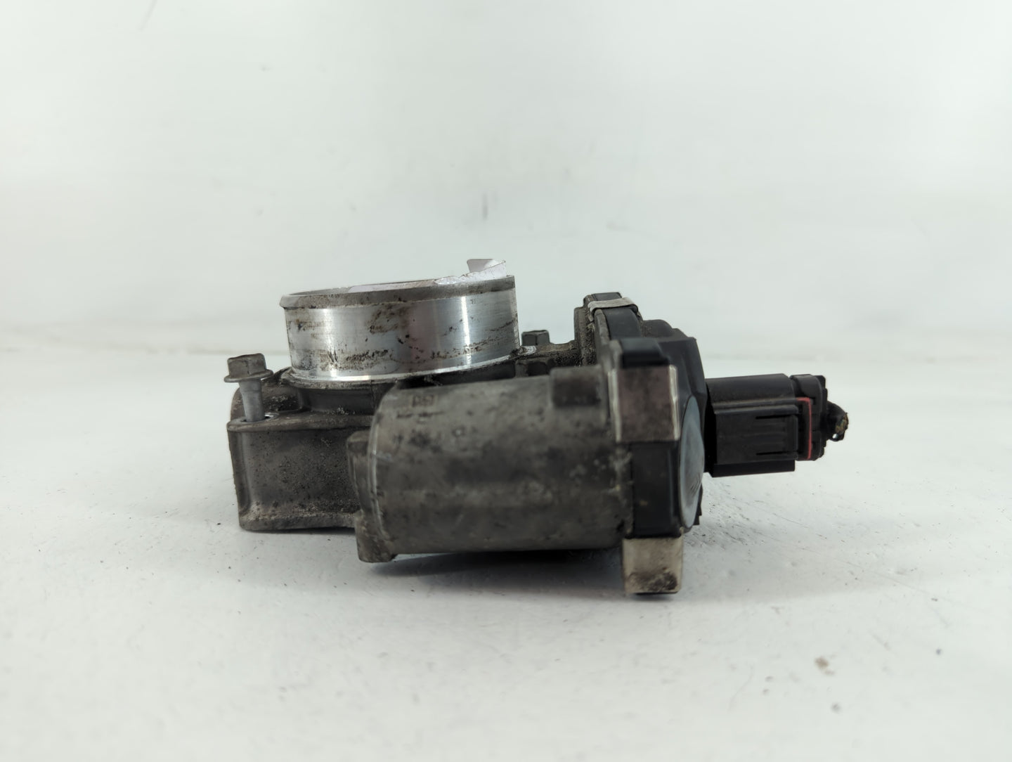 2012-2015 Chevrolet Captiva Sport Throttle Body P/N:12632101CA Fits Fits 2012 2013 2014 2015 OEM Used Auto Parts - Oemusedau