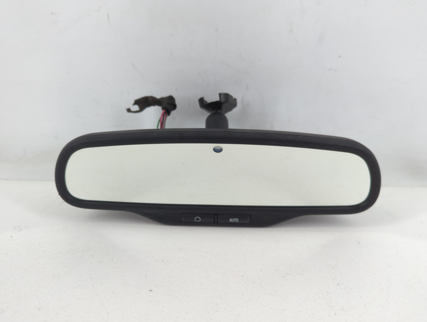 2015 Chevrolet Captiva Sport Interior Rear View Mirror Replacement OEM P/N:IE11025898 Fits OEM Used Auto Parts - Oemusedauto