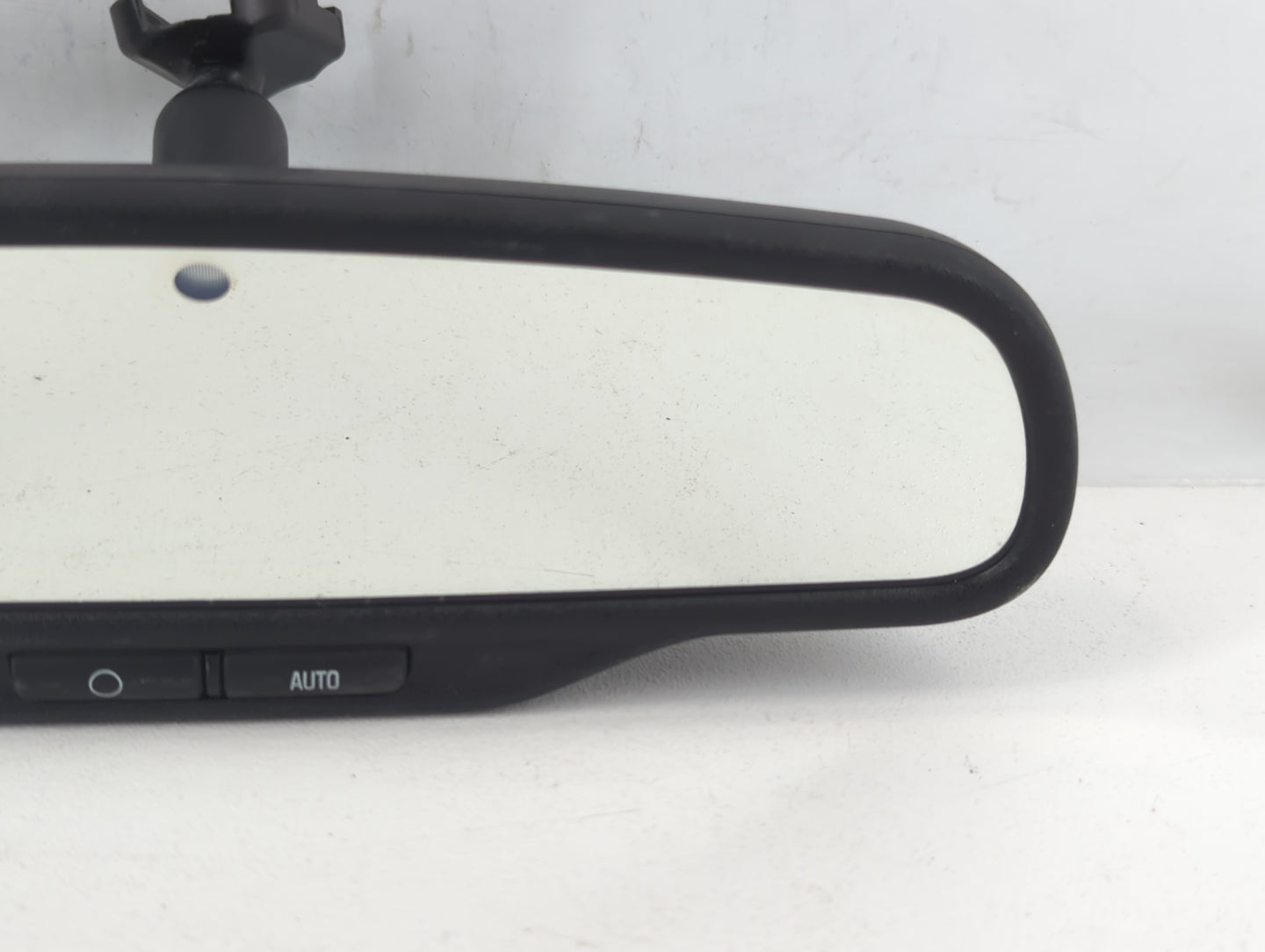 2015 Chevrolet Captiva Sport Interior Rear View Mirror Replacement OEM P/N:IE11025898 Fits OEM Used Auto Parts - Oemusedauto