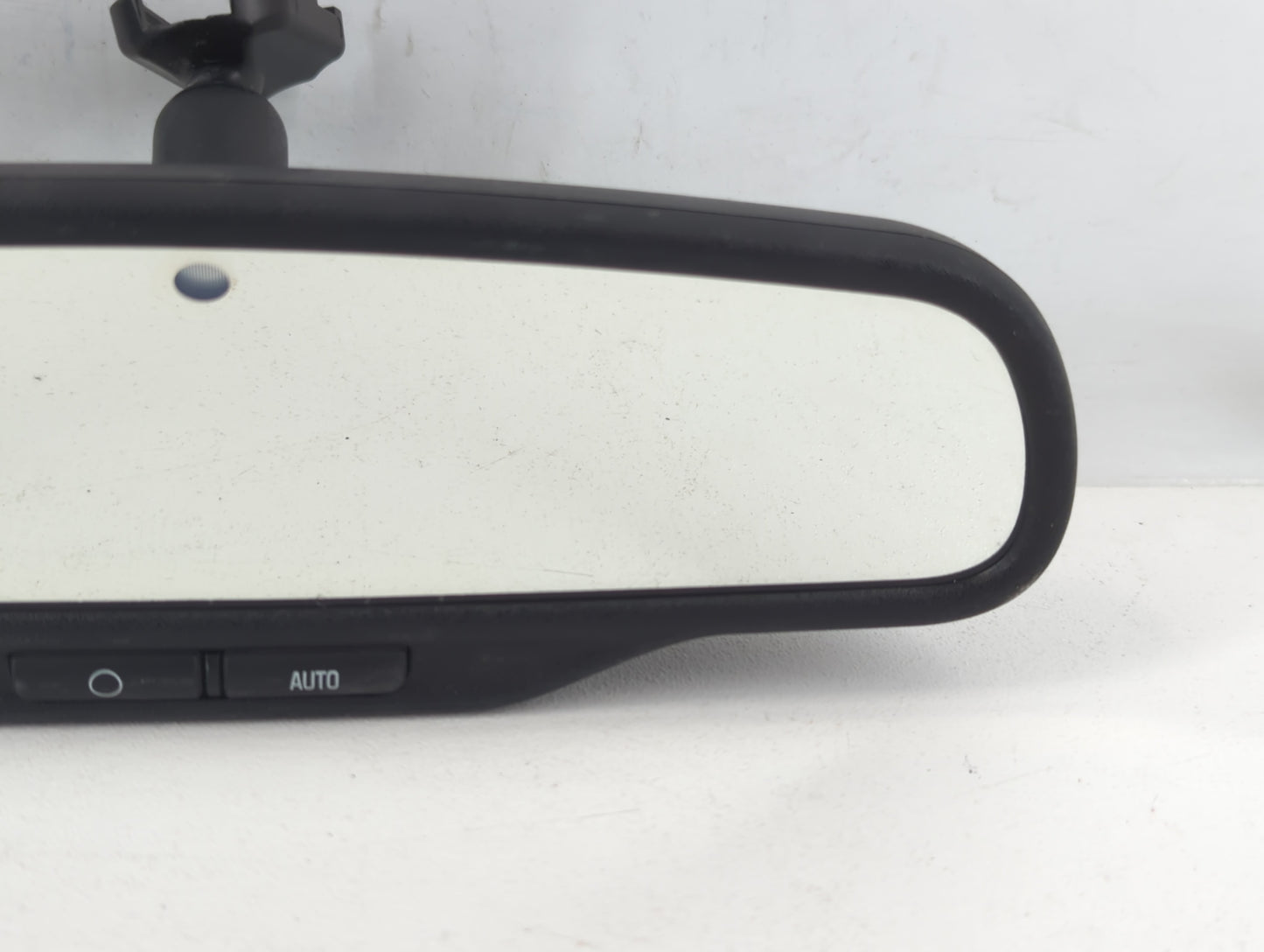 2015 Chevrolet Captiva Sport Interior Rear View Mirror Replacement OEM P/N:IE11025898 Fits OEM Used Auto Parts - Oemusedauto