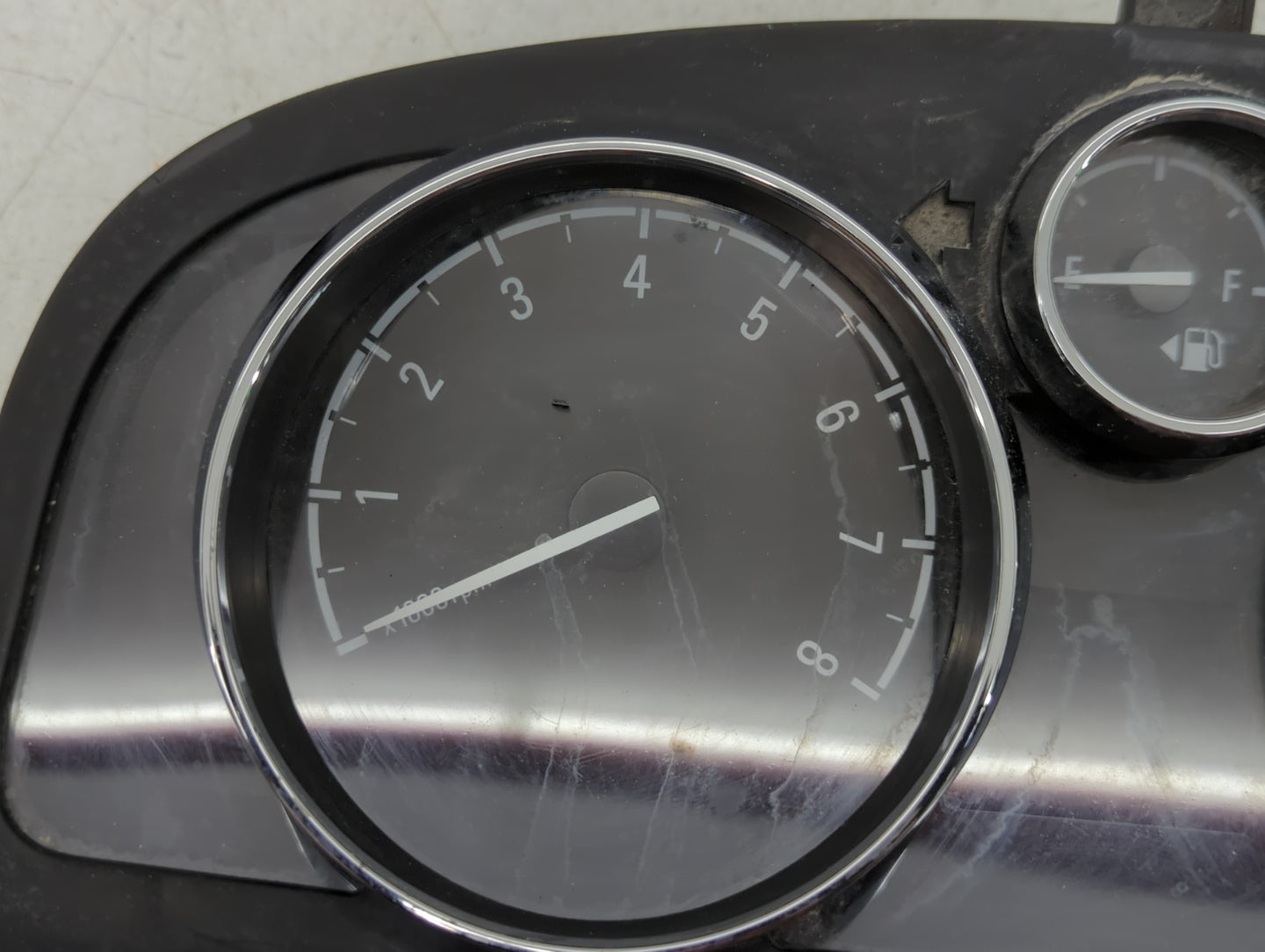 2014-2015 Chevrolet Captiva Sport Instrument Cluster Speedometer Gauges P/N:140513 23214712 Fits Fits 2014 2015 OEM Used Aut