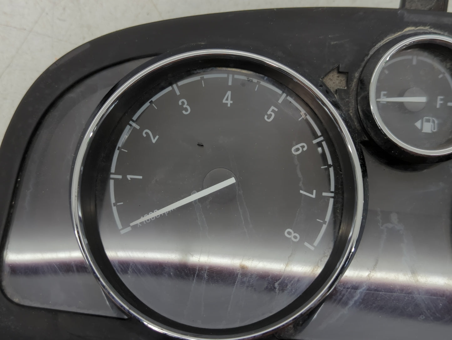 2014-2015 Chevrolet Captiva Sport Instrument Cluster Speedometer Gauges P/N:140513 23214712 Fits Fits 2014 2015 OEM Used Aut