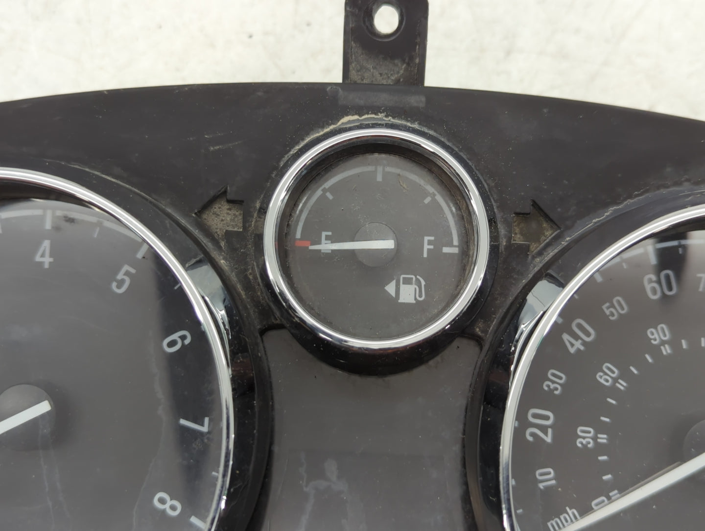 2014-2015 Chevrolet Captiva Sport Instrument Cluster Speedometer Gauges P/N:140513 23214712 Fits Fits 2014 2015 OEM Used Aut