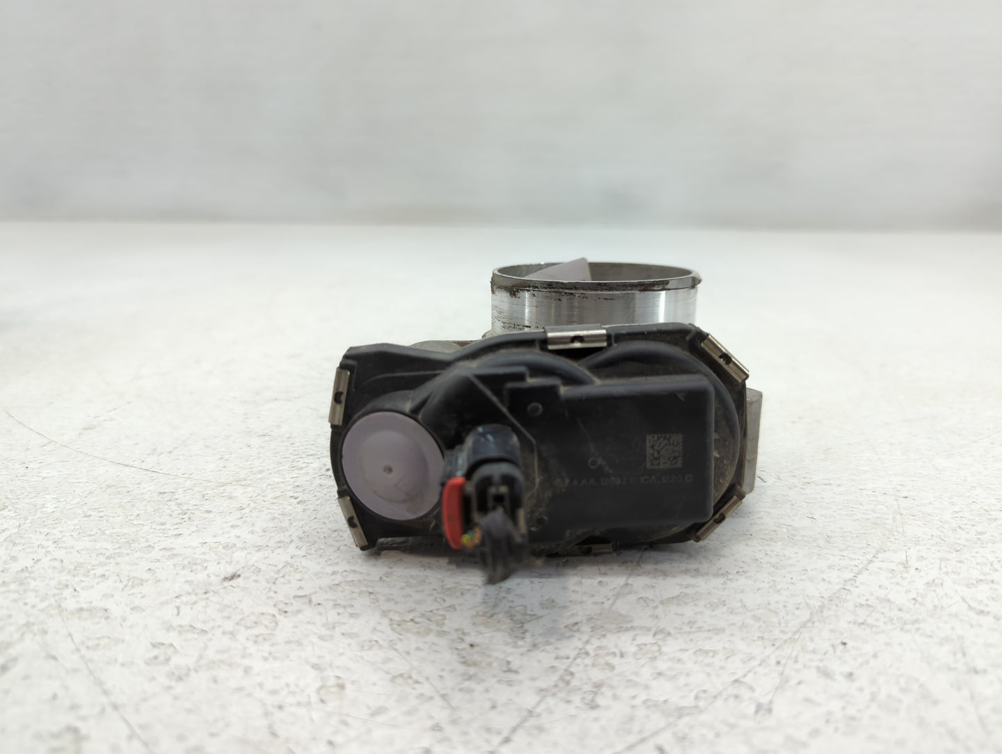 2012-2015 Chevrolet Captiva Sport Throttle Body P/N:12632101CA Fits Fits 2012 2013 2014 2015 OEM Used Auto Parts - Oemusedau