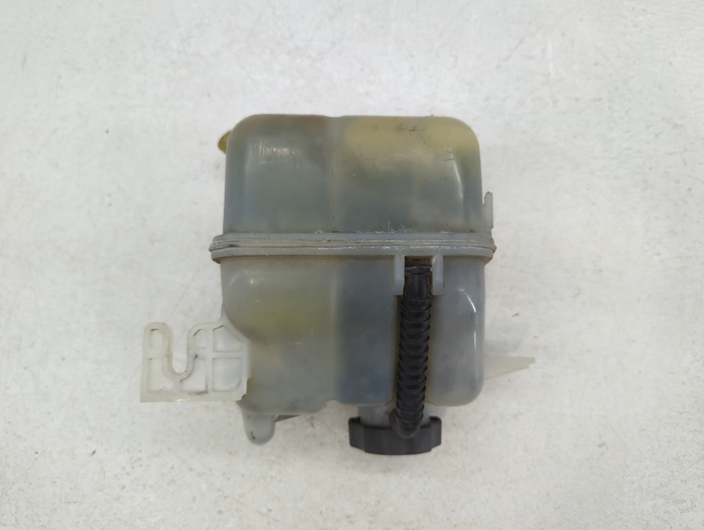 2012 Captiva Sport Radiator Coolant Overflow Expansion Tank Bottle - Oemusedautoparts1.com