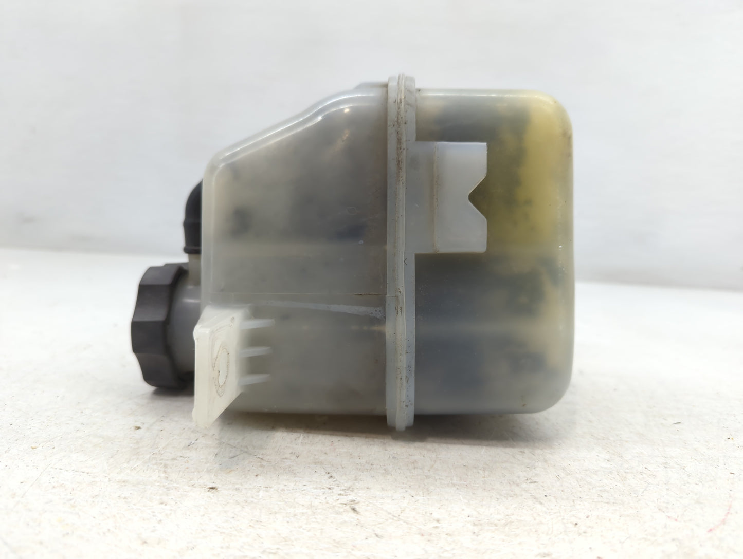 2012 Captiva Sport Radiator Coolant Overflow Expansion Tank Bottle - Oemusedautoparts1.com