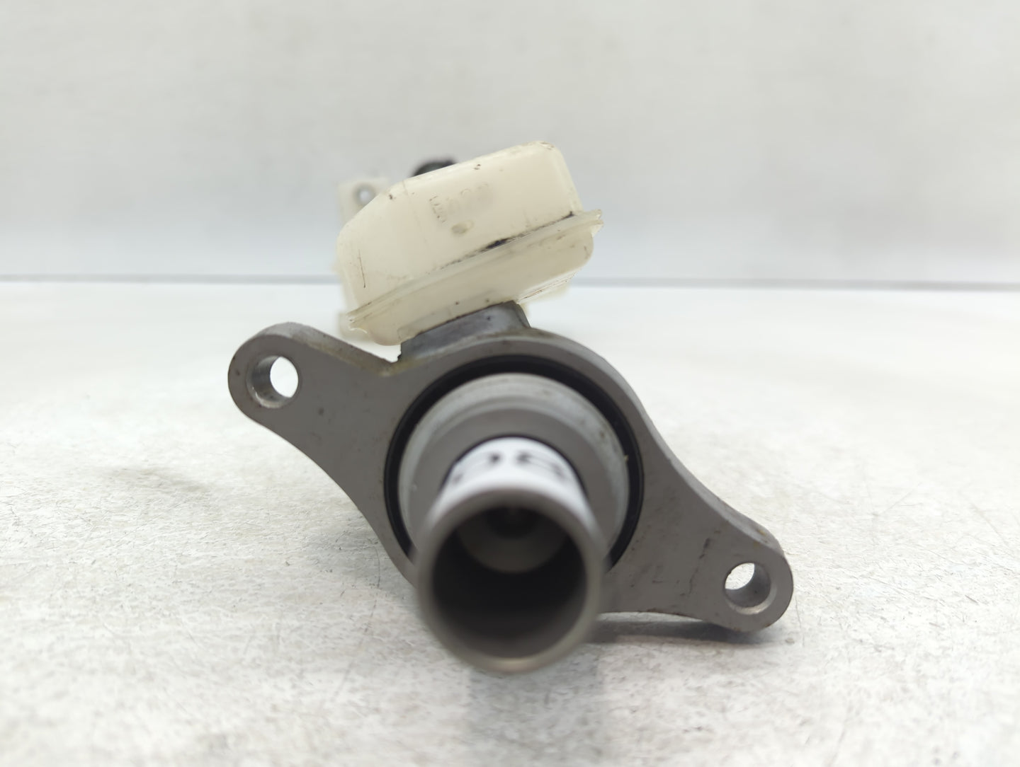 2015-2018 Chevrolet City Express Brake Master Cylinder - Oemusedautoparts1.com