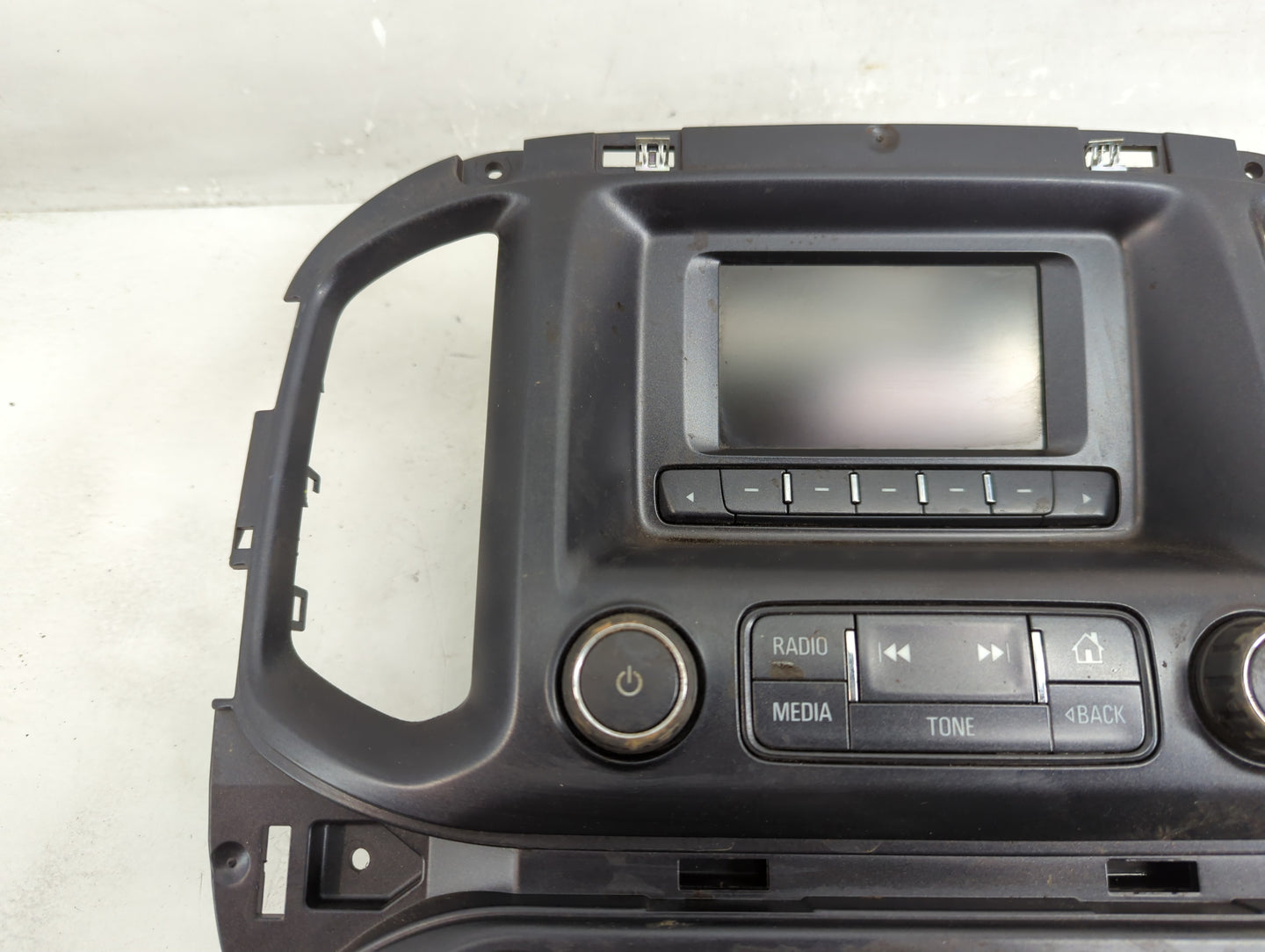 2015-2016 Chevrolet Colorado Radio Control Panel - Oemusedautoparts1.com