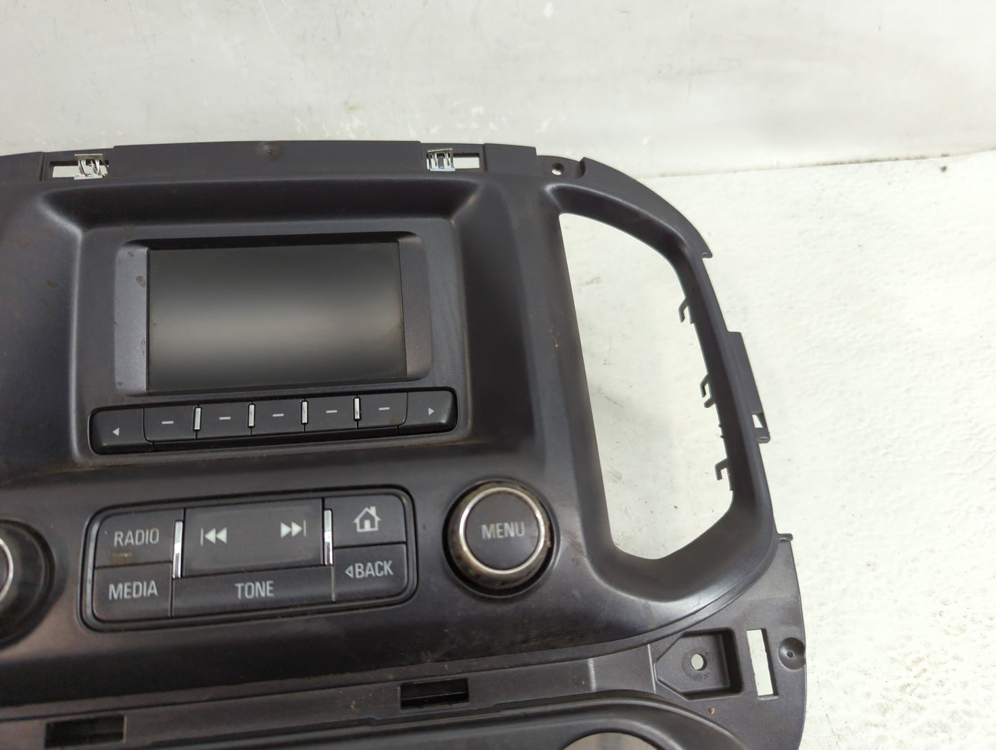 2015-2016 Chevrolet Colorado Radio Control Panel - Oemusedautoparts1.com
