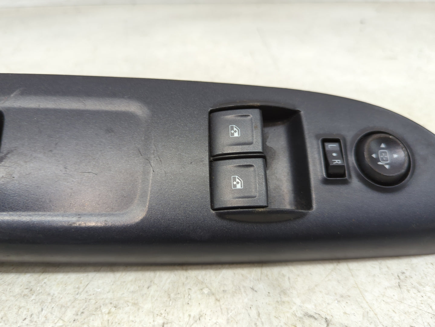 2015-2022 Chevrolet Colorado Master Power Window Switch Replacement Driver Side Left P/N:23427095 Fits OEM Used Auto Parts -