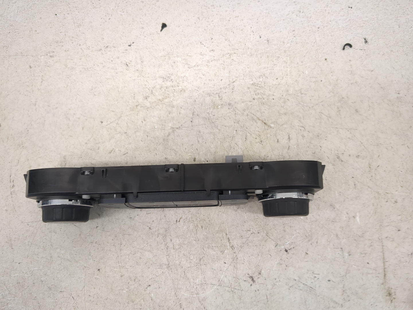 2015-2022 Chevrolet Colorado Climate Control Module Temperature AC/Heater Replacement P/N:23372982 737020 Fits OEM Used Auto