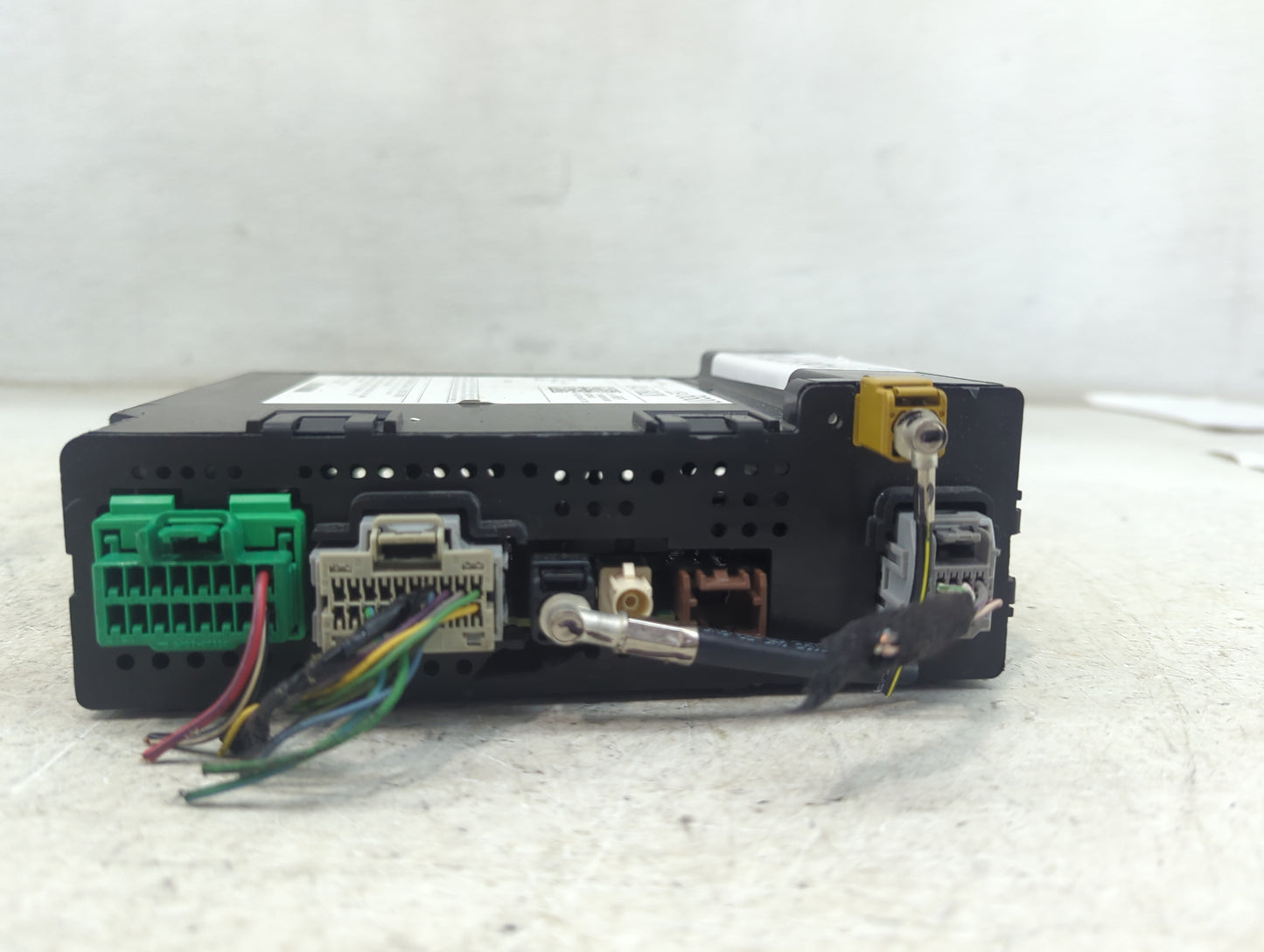 2015 Chevrolet Colorado Radio AM FM Cd Player Receiver Replacement P/N:13596607 111000-5710D101 Fits Fits 2016 OEM Used Auto