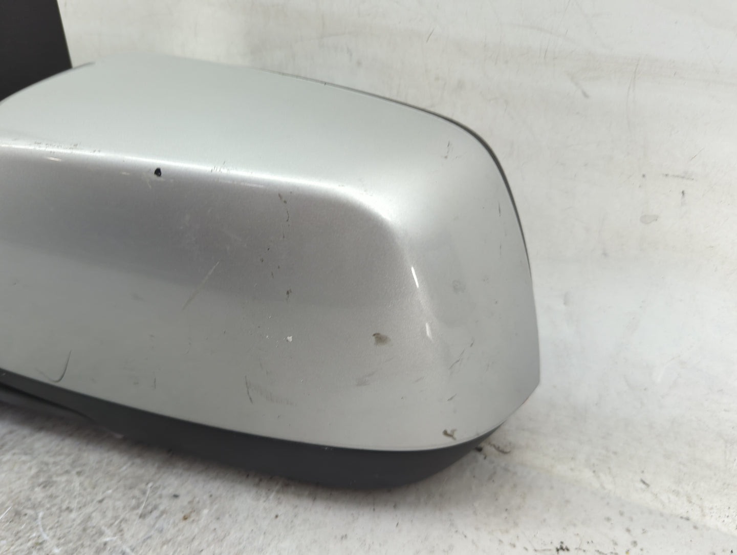 2015-2017 Chevrolet Colorado Driver Side View Mirror - Left Door Mirror OEM Used - Oemusedautoparts1.com