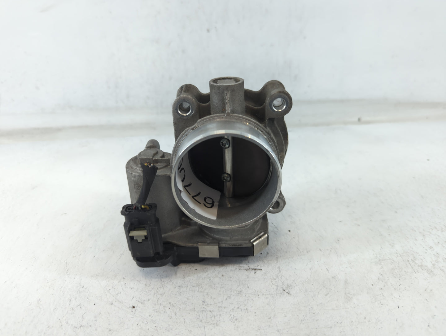 2015 Chevrolet Colorado Throttle Body P/N:12627217DA Fits Fits 2013 2014 2017 2018 2019 2020 OEM Used Auto Parts - Oemusedau