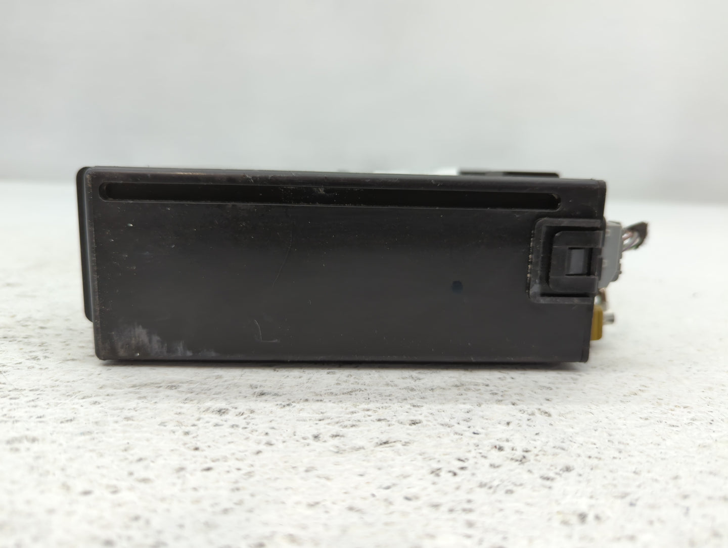 2015 Chevrolet Colorado Radio AM FM Cd Player Receiver Replacement P/N:13596607 Fits Fits 2016 OEM Used Auto Parts - Oemused