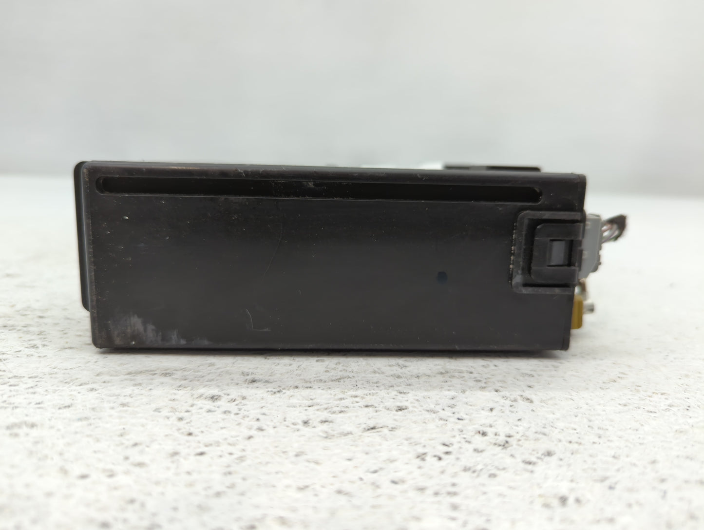 2015 Chevrolet Colorado Radio AM FM Cd Player Receiver Replacement P/N:13596607 Fits Fits 2016 OEM Used Auto Parts - Oemused