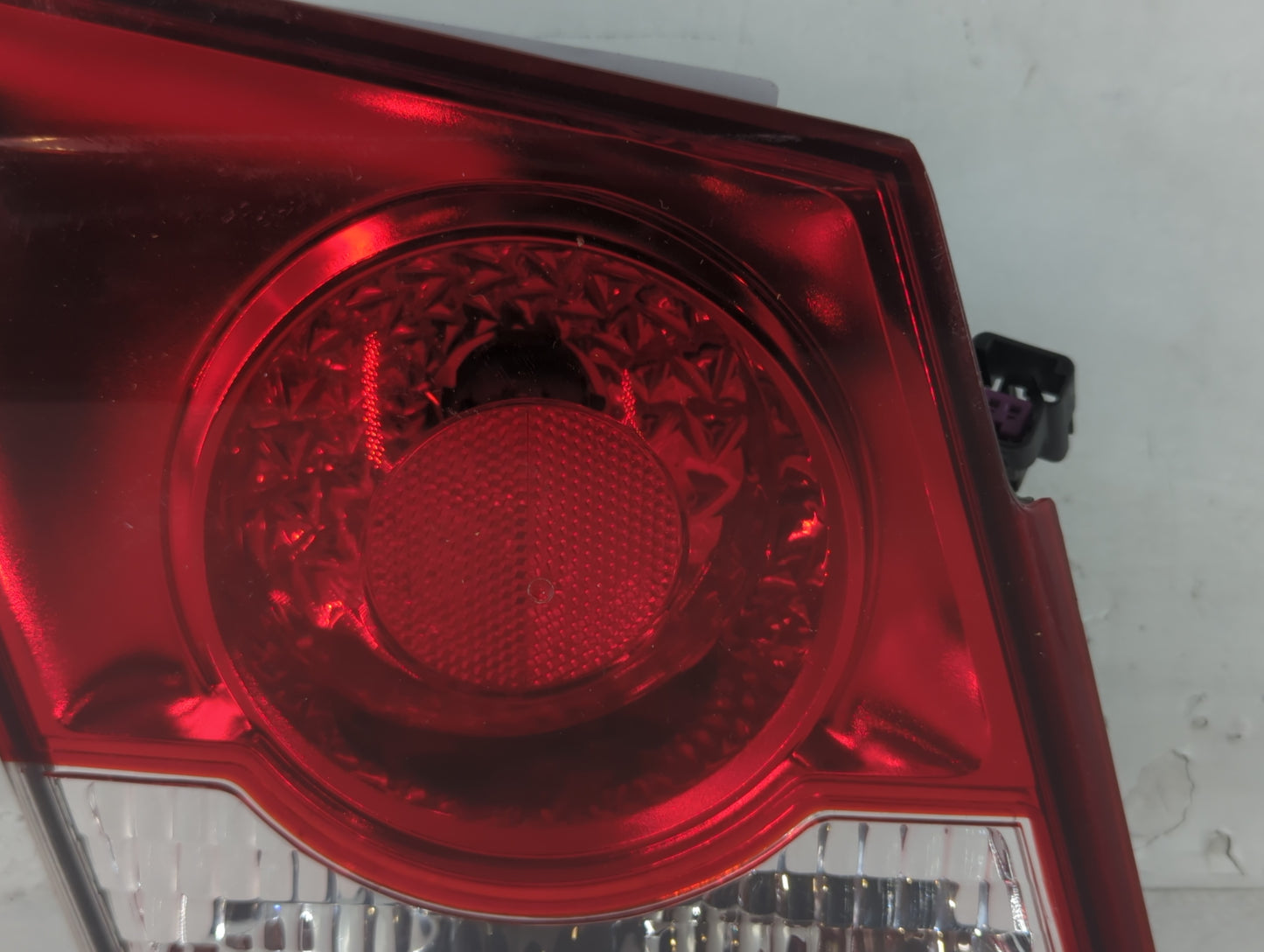 2011-2016 Chevrolet Cruze Tail Light Assembly Driver Left OEM Fits Fits 2011 2012 2013 2014 2015 2016 OEM Used Auto Parts - 