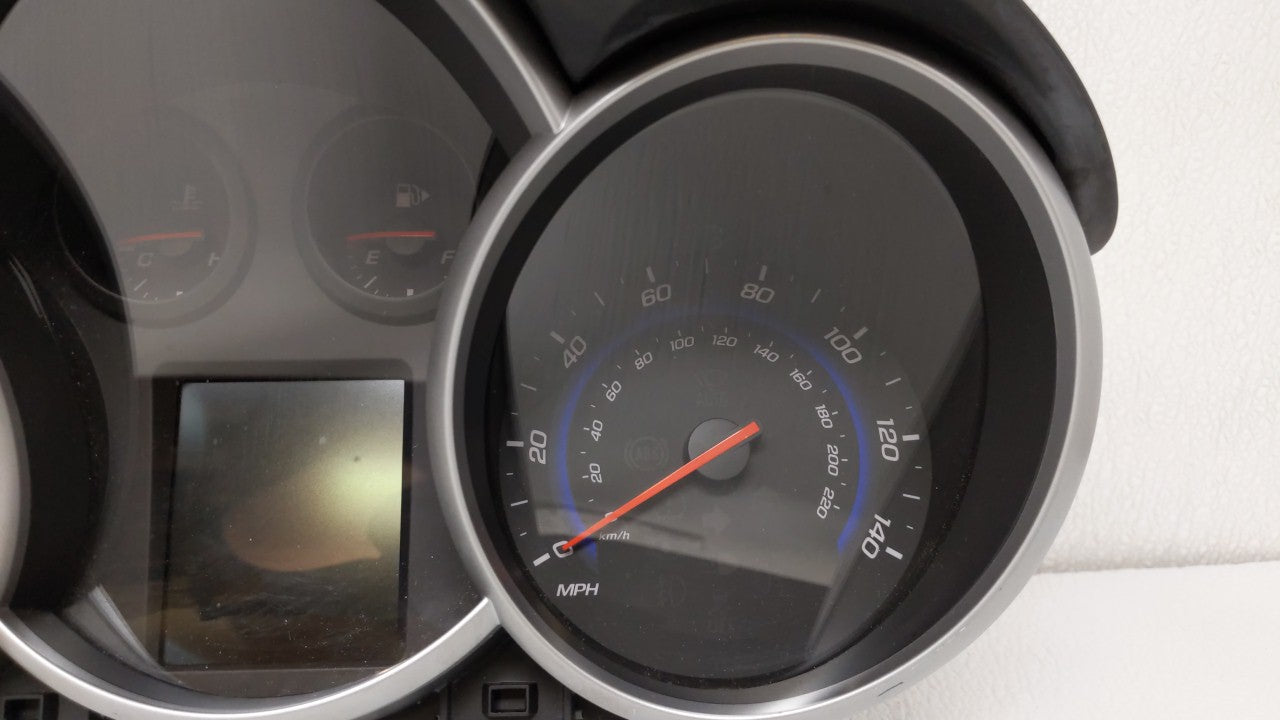 2015-2016 Chevrolet Cruze Instrument Cluster Speedometer Gauges P/N:811511914 94560794, 42362675 Fits Fits 2015 2016 OEM Use