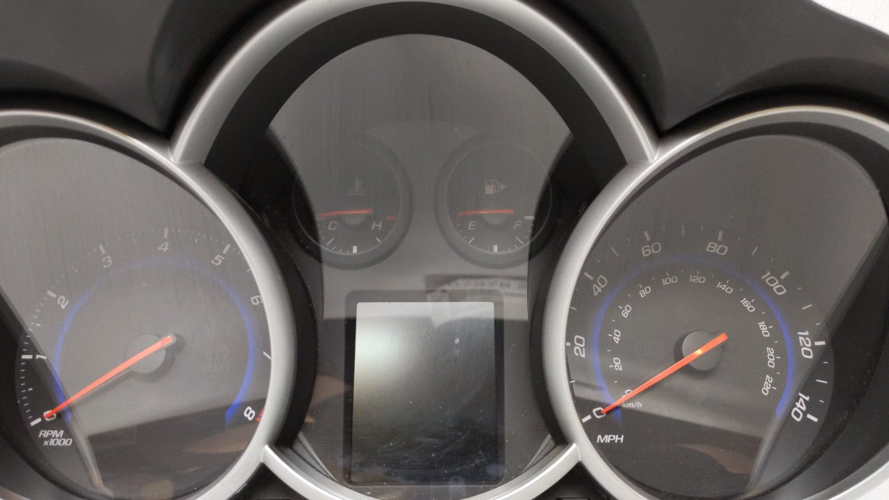 2015-2016 Chevrolet Cruze Instrument Cluster Speedometer Gauges P/N:811511914 94560794, 42362675 Fits Fits 2015 2016 OEM Use