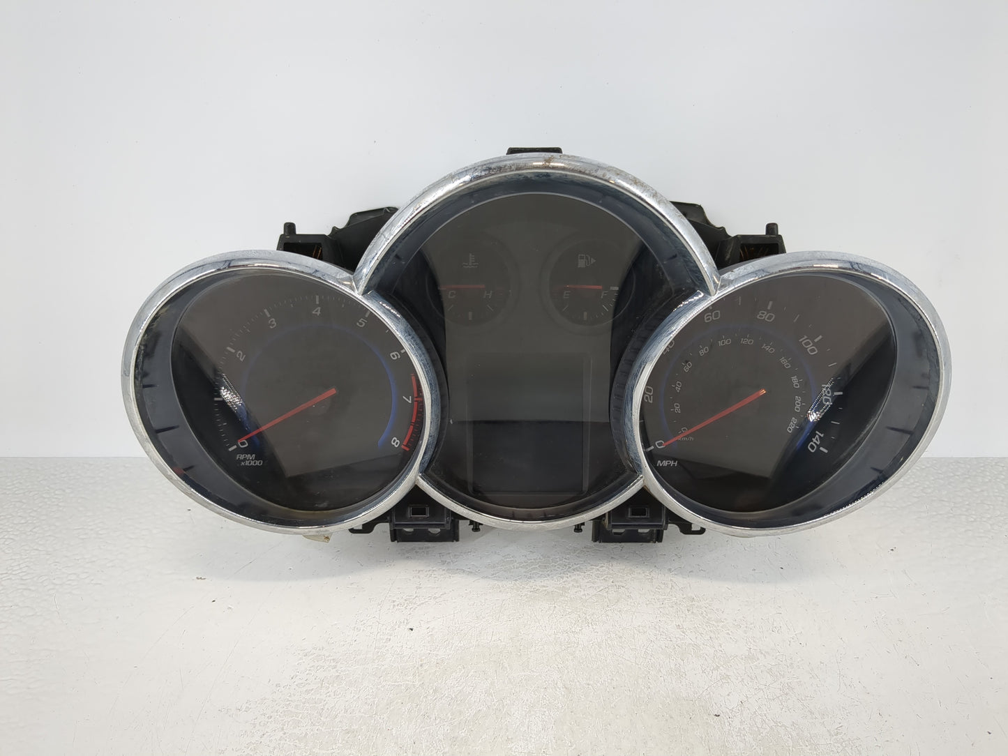 2015-2016 Chevrolet Cruze Instrument Cluster Speedometer Gauges P/N:811511914 42362673 Fits Fits 2015 2016 OEM Used Auto Par