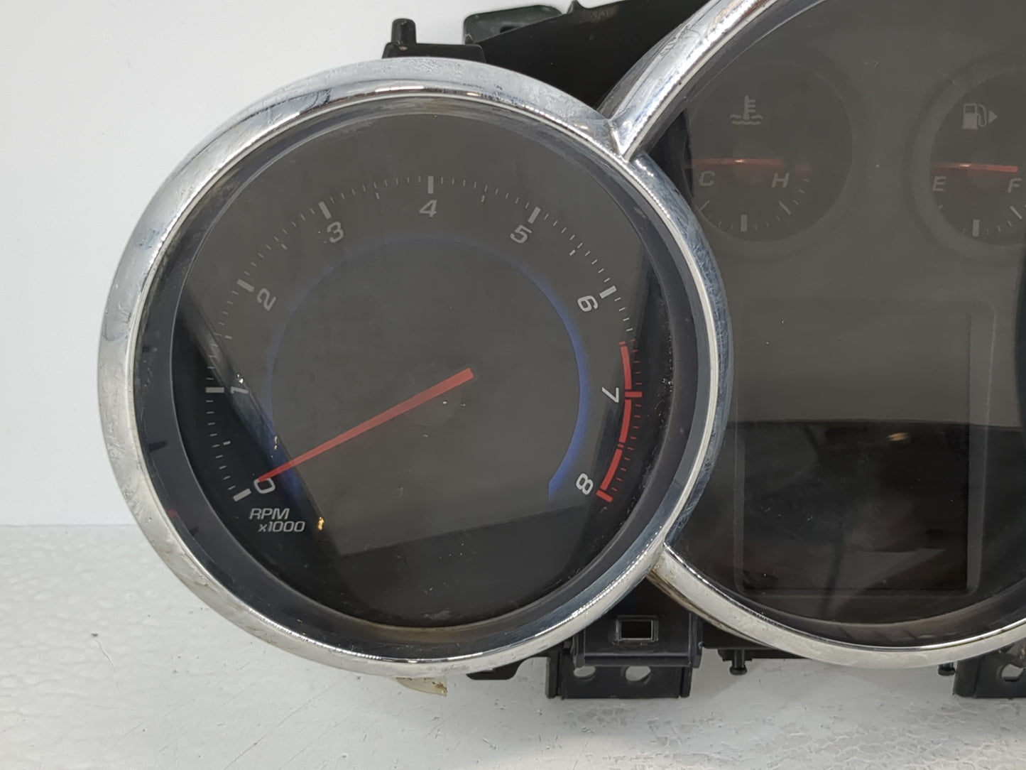 2015-2016 Chevrolet Cruze Instrument Cluster Speedometer Gauges P/N:811511914 42362673 Fits Fits 2015 2016 OEM Used Auto Par