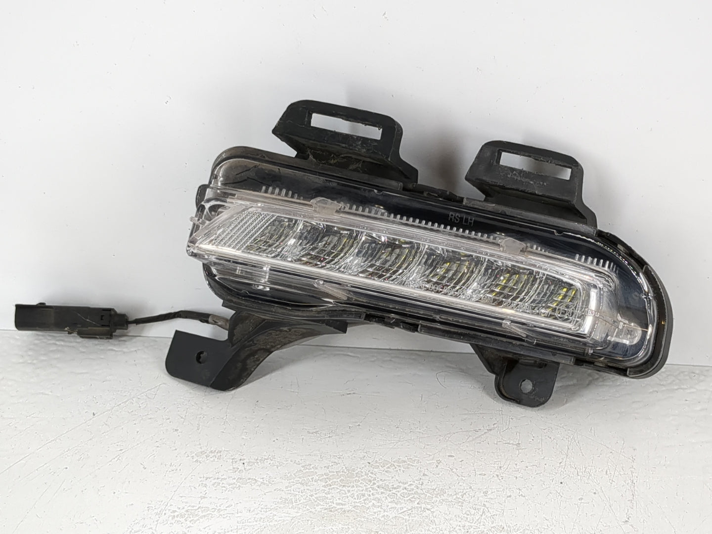 2015-2016 Chevrolet Cruze Driver Left Oem Front Light Lamp - Oemusedautoparts1.com