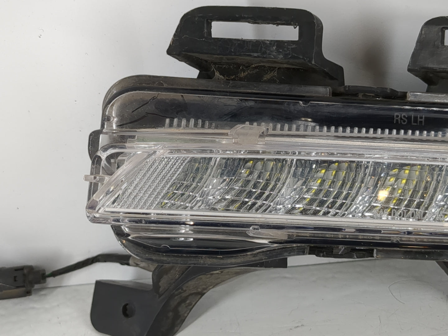 2015-2016 Chevrolet Cruze Driver Left Oem Front Light Lamp - Oemusedautoparts1.com