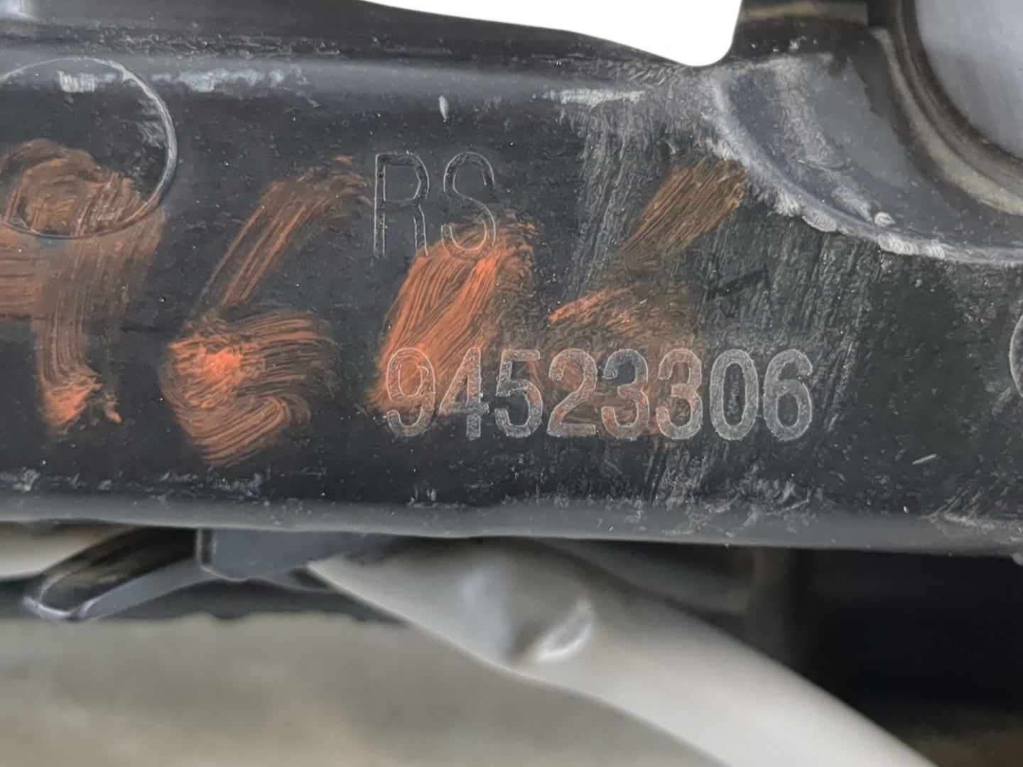 2015-2016 Chevrolet Cruze Driver Left Oem Front Light Lamp - Oemusedautoparts1.com