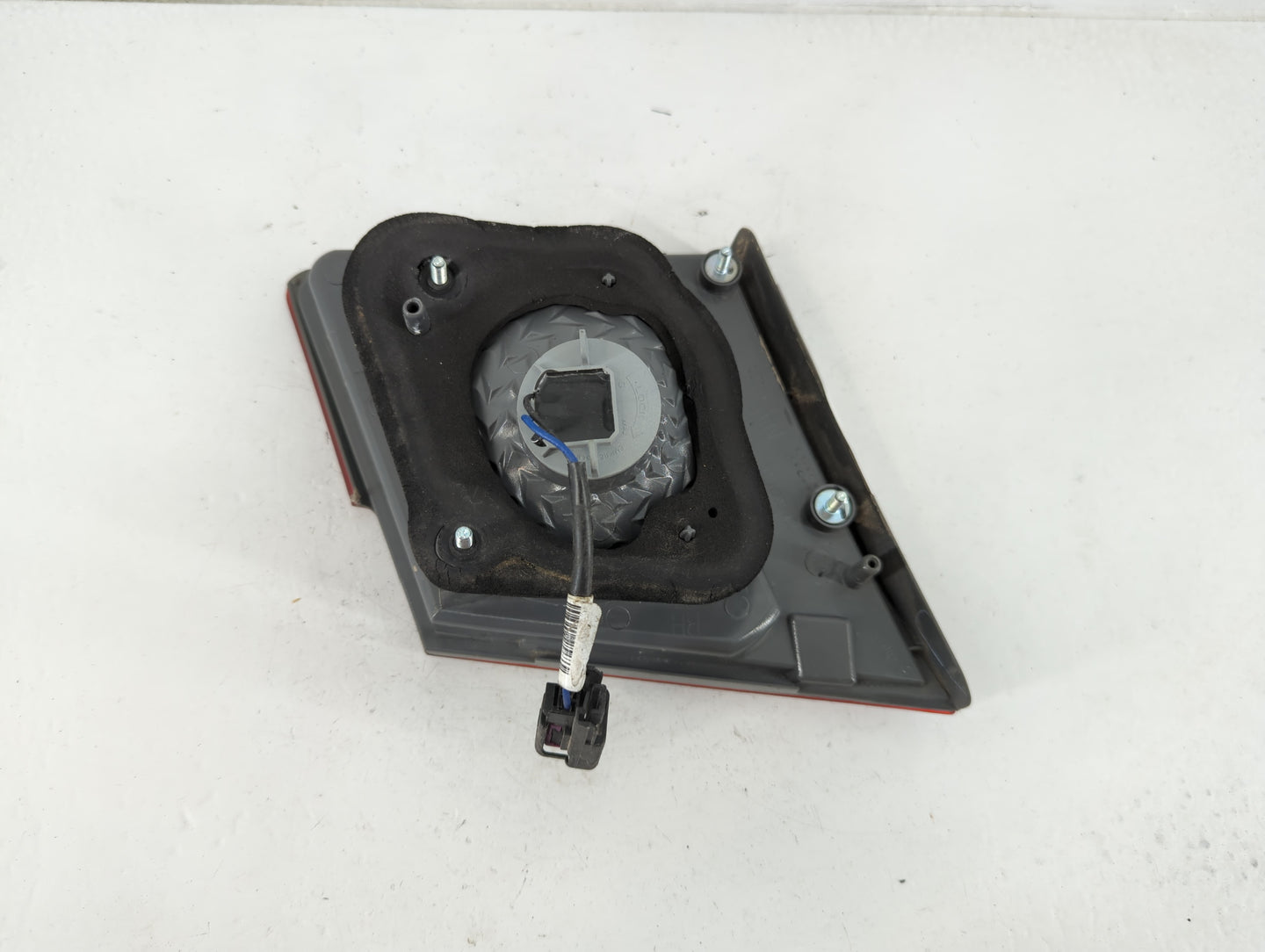 2011-2016 Chevrolet Cruze Tail Light Assembly Driver Left OEM Fits Fits 2011 2012 2013 2014 2015 2016 OEM Used Auto Parts - 