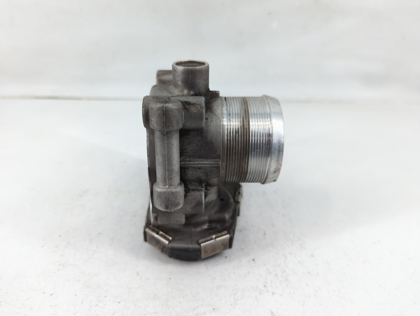 2011-2016 Chevrolet Cruze Throttle Body P/N:55581662 Fits Fits 2011 2012 2013 2014 2015 2016 2017 2018 2019 2020 2021 OEM Us