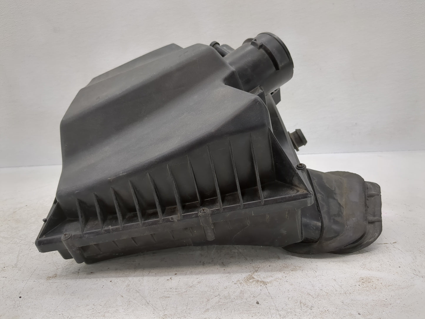 2015-2016 Chevrolet Cruze Air Cleaner Intake-duct Hose Tube - Oemusedautoparts1.com