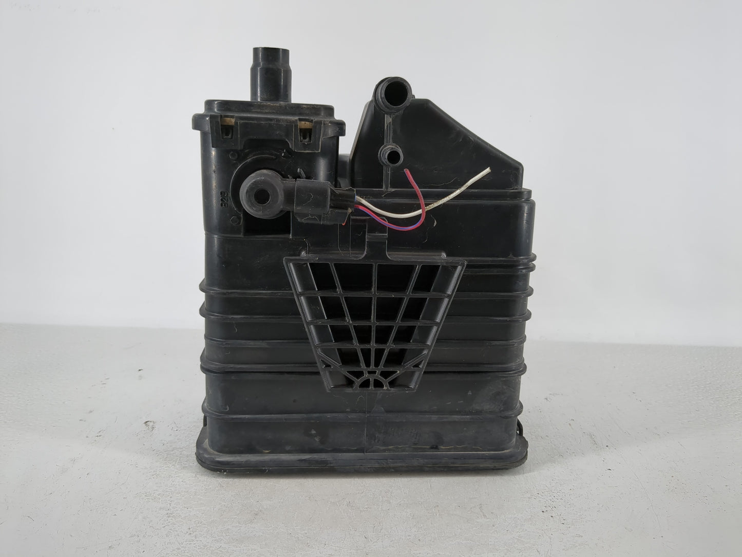 2015 Chevrolet Cruze Fuel Vapor Charcoal Canister 1120681 - Oemusedautoparts1.com