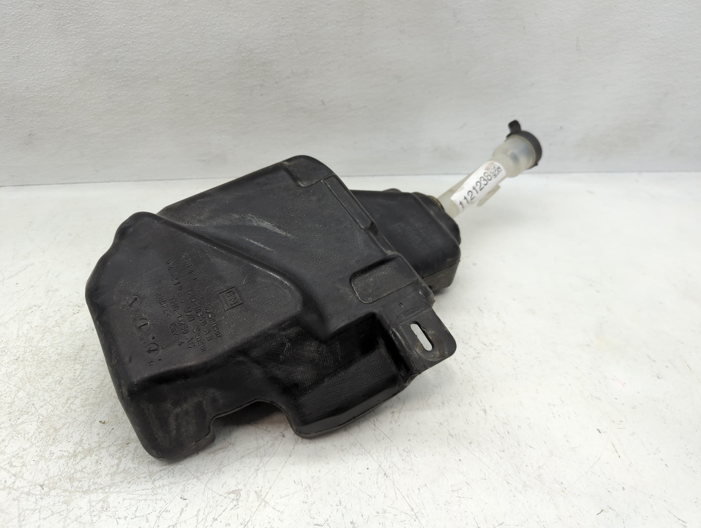 2011-2016 Chevrolet Cruze Windshield Washer Fluid Reservoir Bottle Oem - Oemusedautoparts1.com