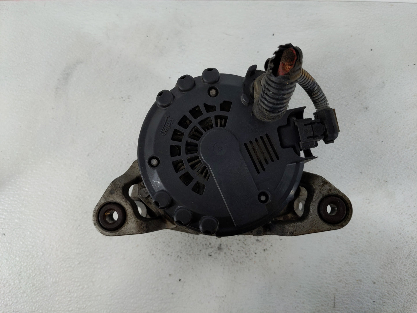 2012-2016 Chevrolet Cruze Alternator Replacement Generator Charging Assembly Engine OEM P/N:13588290 Fits OEM Used Auto Part