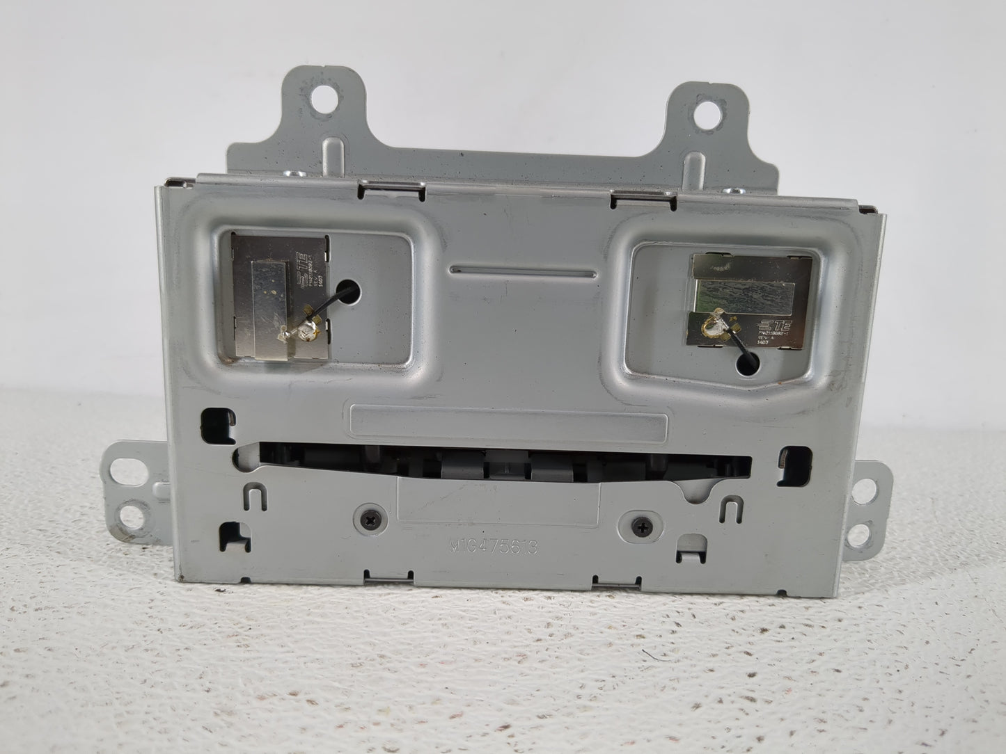2015-2016 Chevrolet Cruze Radio AM FM Cd Player Receiver Replacement P/N:23476256 Fits Fits 2014 2015 2016 2017 OEM Used Aut