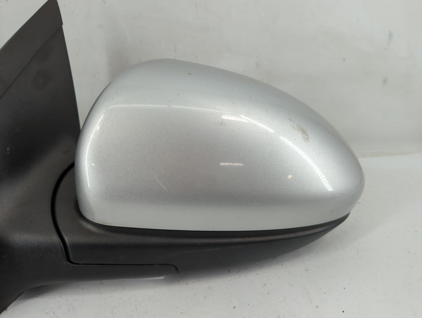 2011-2016 Chevrolet Cruze Driver Side View Mirror - Left Door Mirror OEM Used - Oemusedautoparts1.com