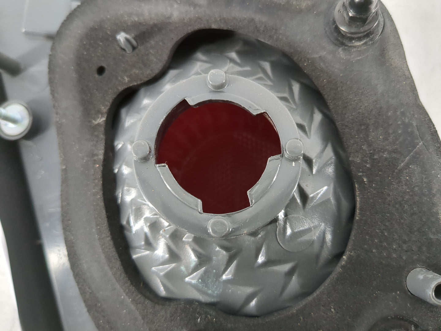 2015 Chevrolet Cruze Passenger Right Side Deck Lid Mounted Tail Light - Oemusedautoparts1.com
