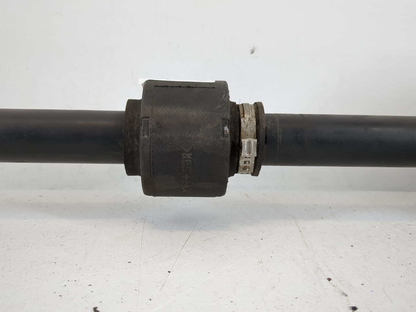 2015-2016 Chevrolet Cruze Axle Shaft Front Driver Cv C/v - Oemusedautoparts1.com