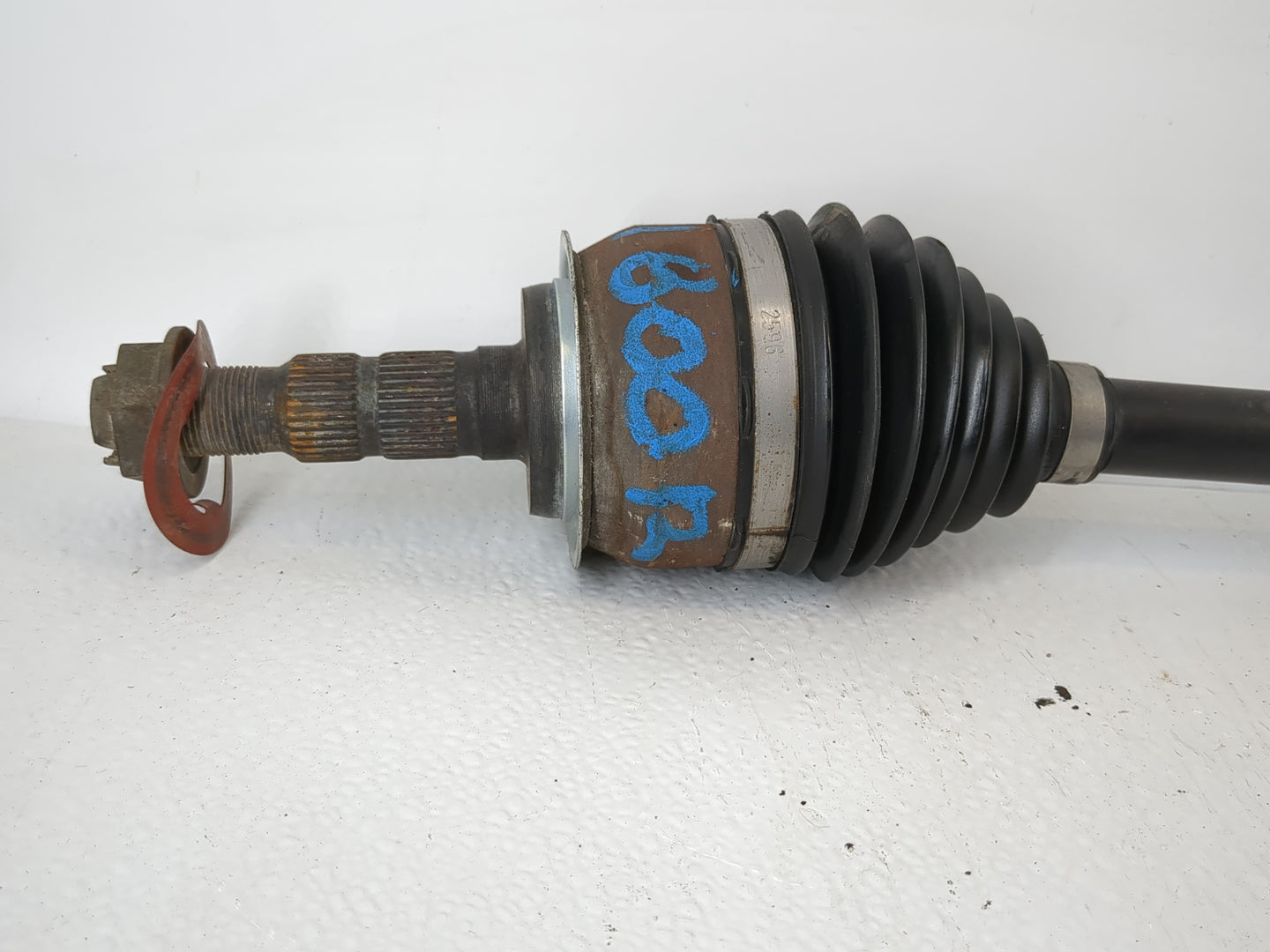 2015-2016 Chevrolet Cruze Axle Shaft Front Driver Cv C/v - Oemusedautoparts1.com