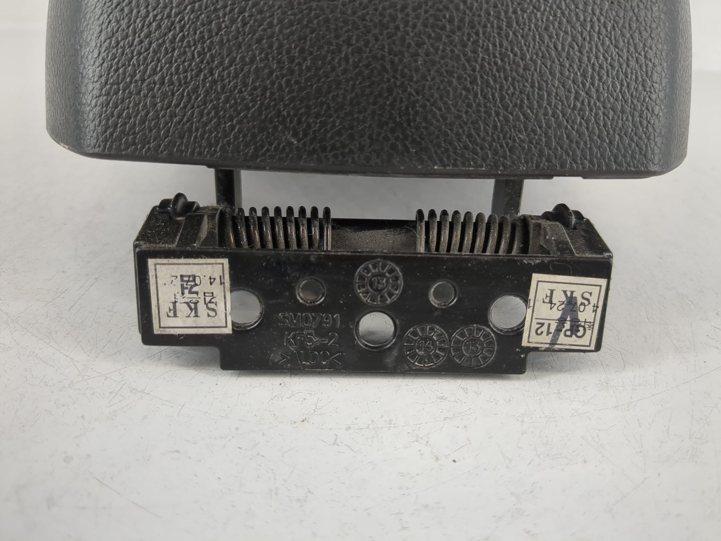2013-2016 Chevrolet Cruze Center Console Armrest Cover Lid Fits Fits 2013 2014 2015 2016 OEM Used Auto Parts - Oemusedautopa
