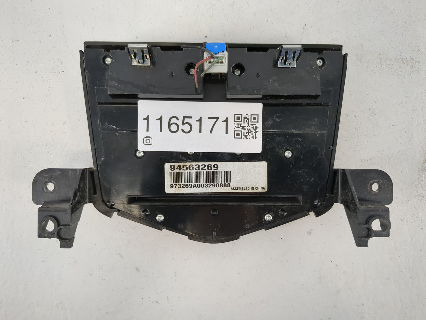 2011-2016 Chevrolet Cruze Radio Control Panel - Oemusedautoparts1.com