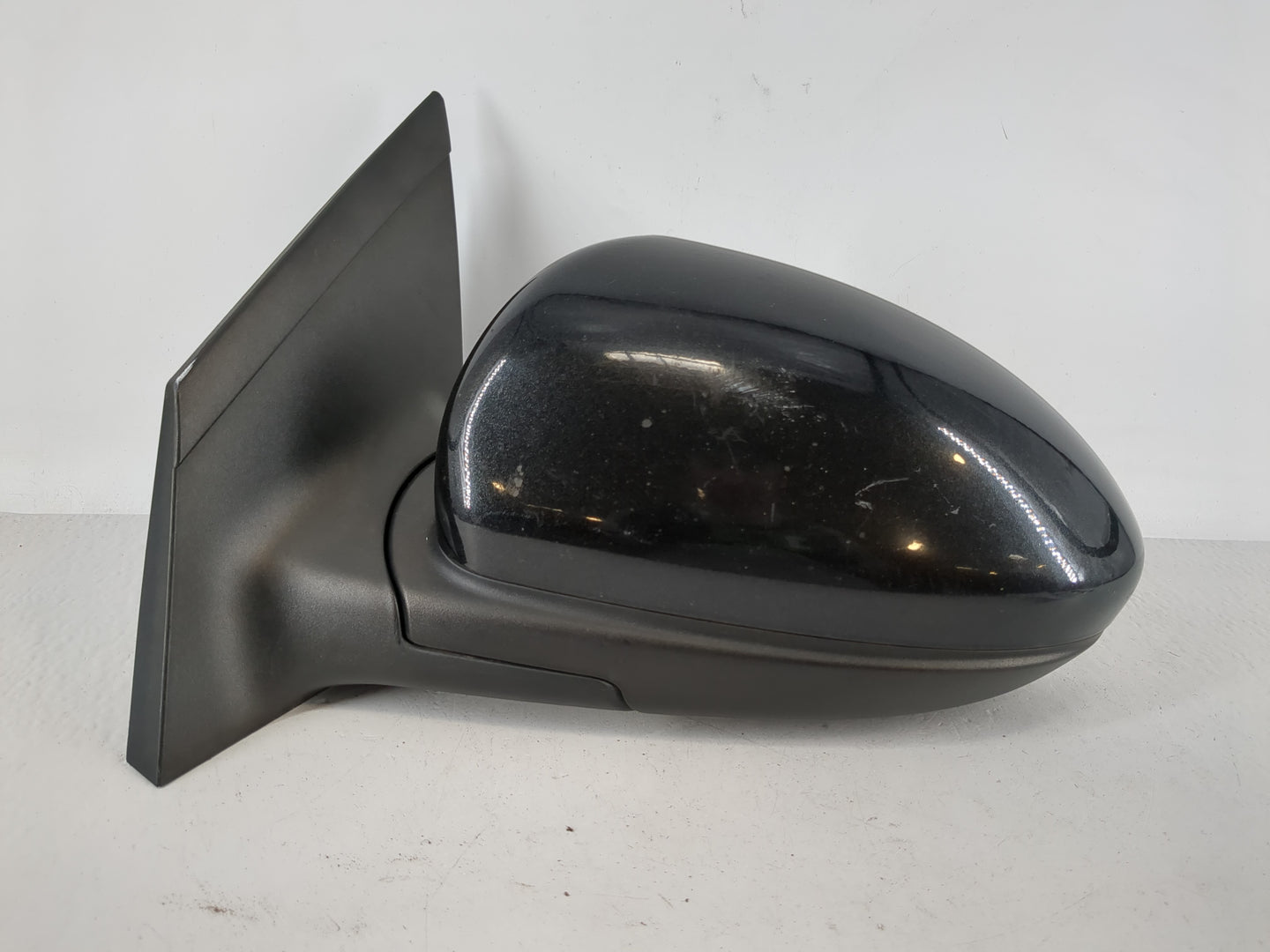 2011-2016 Chevrolet Cruze Driver Side View Mirror - Left Door Mirror OEM Used - Oemusedautoparts1.com